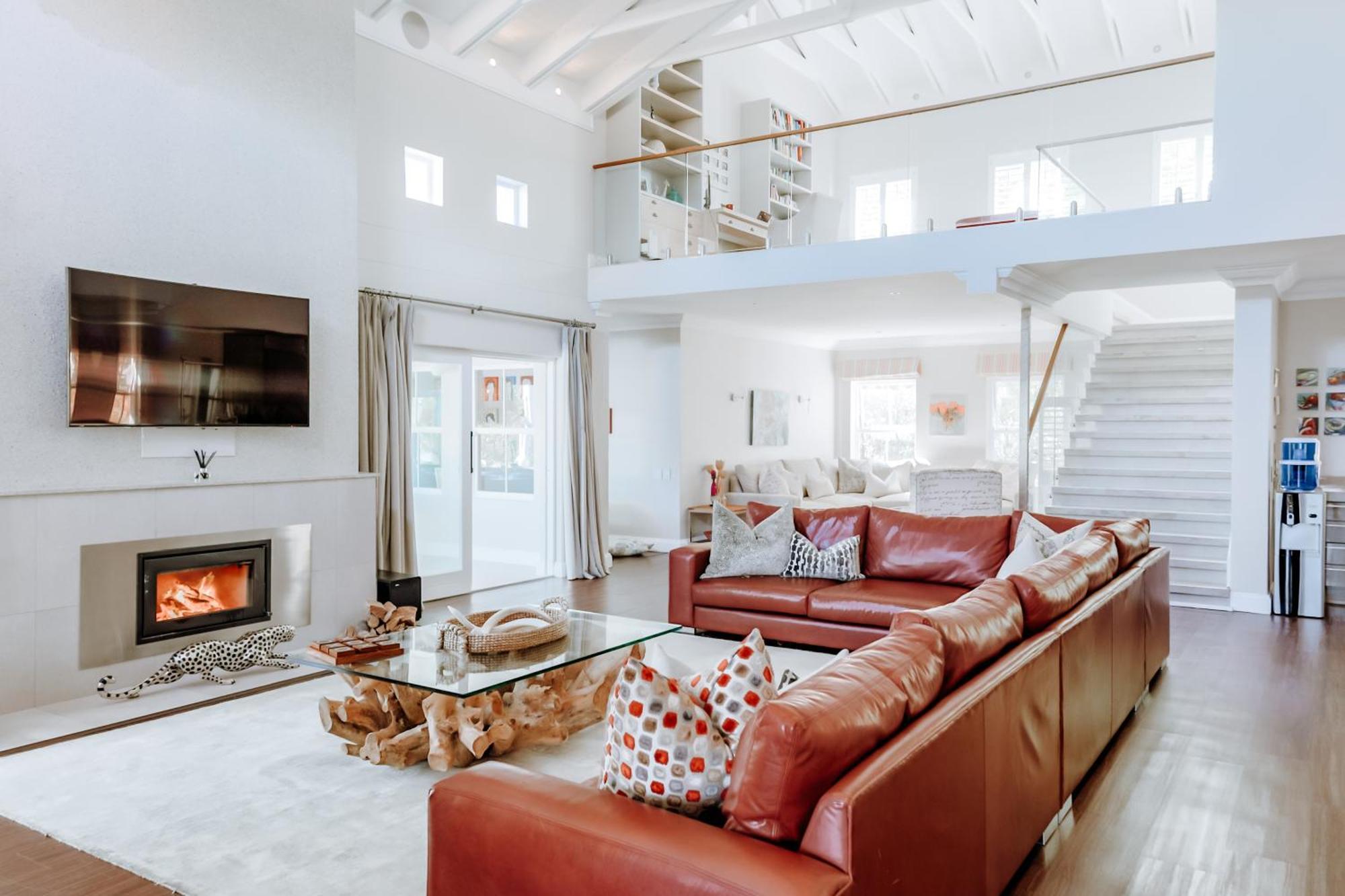 Luxe Family Home With Solar Power In Secure Hout Bay Estate Ciudad del Cabo Exterior foto